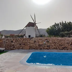 historica-villa-con-molino-de-viento.in-canary-islands.com/